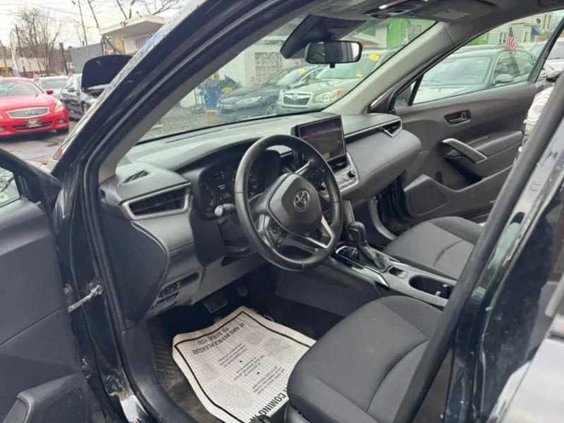 2023 Toyota Corolla Cross - Image 12 of 12
