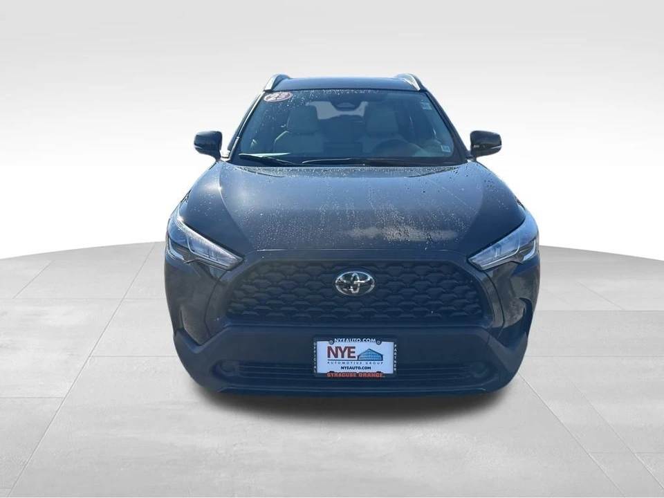 2023 Toyota Corolla Cross - Image 8 of 12