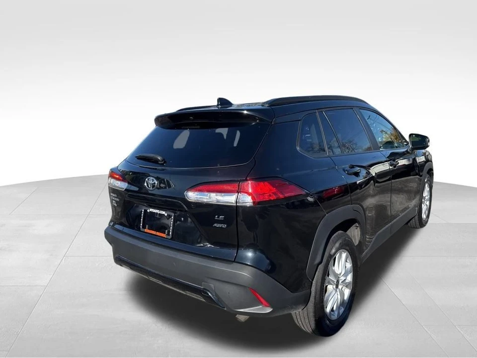2023 Toyota Corolla Cross - Image 5 of 12
