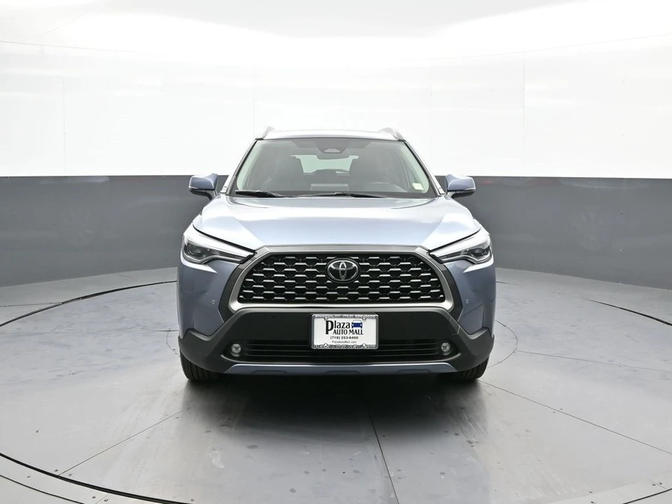2023 Toyota Corolla Cross - Image 2 of 12