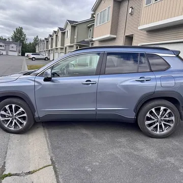 2023 Toyota Corolla Cross XLE