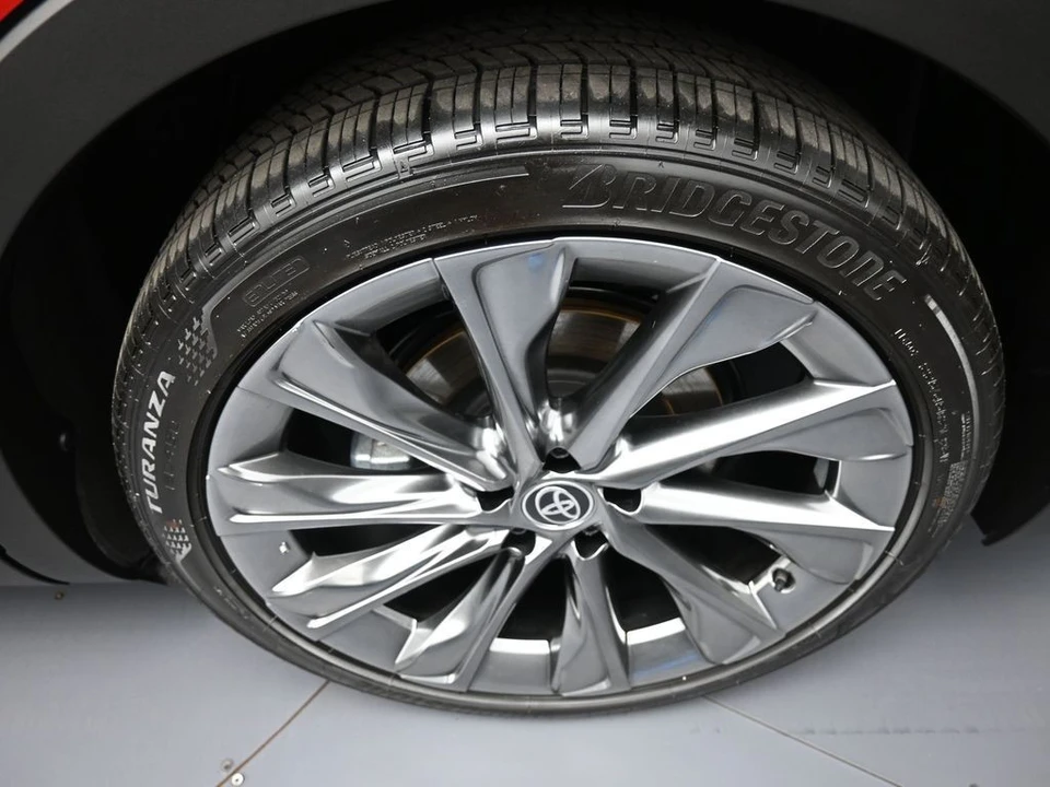 2023 Toyota Crown 16th Gen - Image 15 of 31