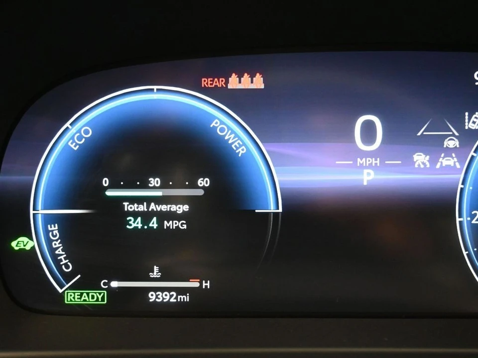 2023 Toyota Crown 16th Gen - Image 16 of 31