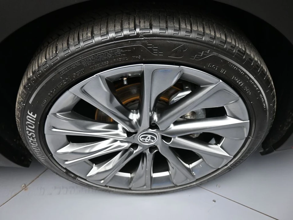 2023 Toyota Crown 16th Gen - Image 13 of 31