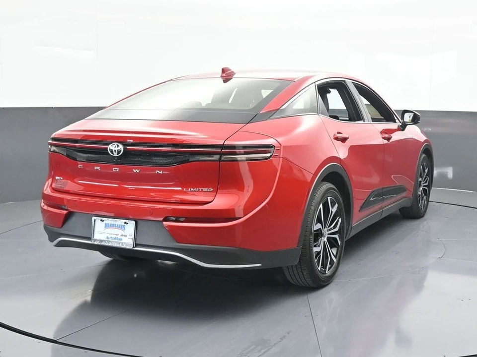 2023 Toyota Crown 16th Gen - Image 5 of 12