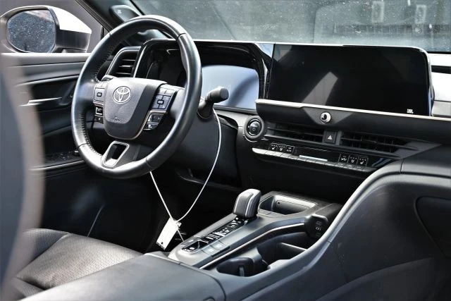 2023 Toyota Crown 16th Gen - Image 10 of 24