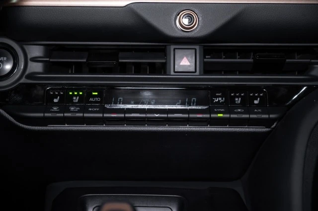2023 Toyota Crown 16th Gen - Image 16 of 21