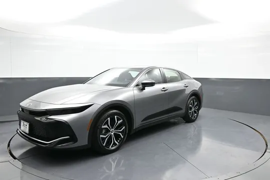 2023 Toyota Crown XLE