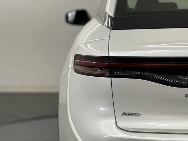 2023 Toyota Crown 16th Gen - Image 9 of 12