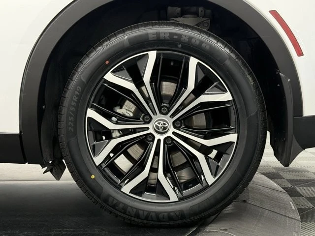 2023 Toyota Crown 16th Gen - Image 12 of 12