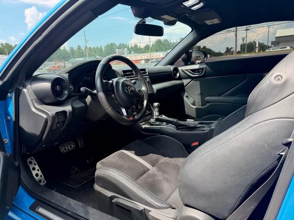 2023 Toyota GR86 2nd Gen - Image 12 of 15