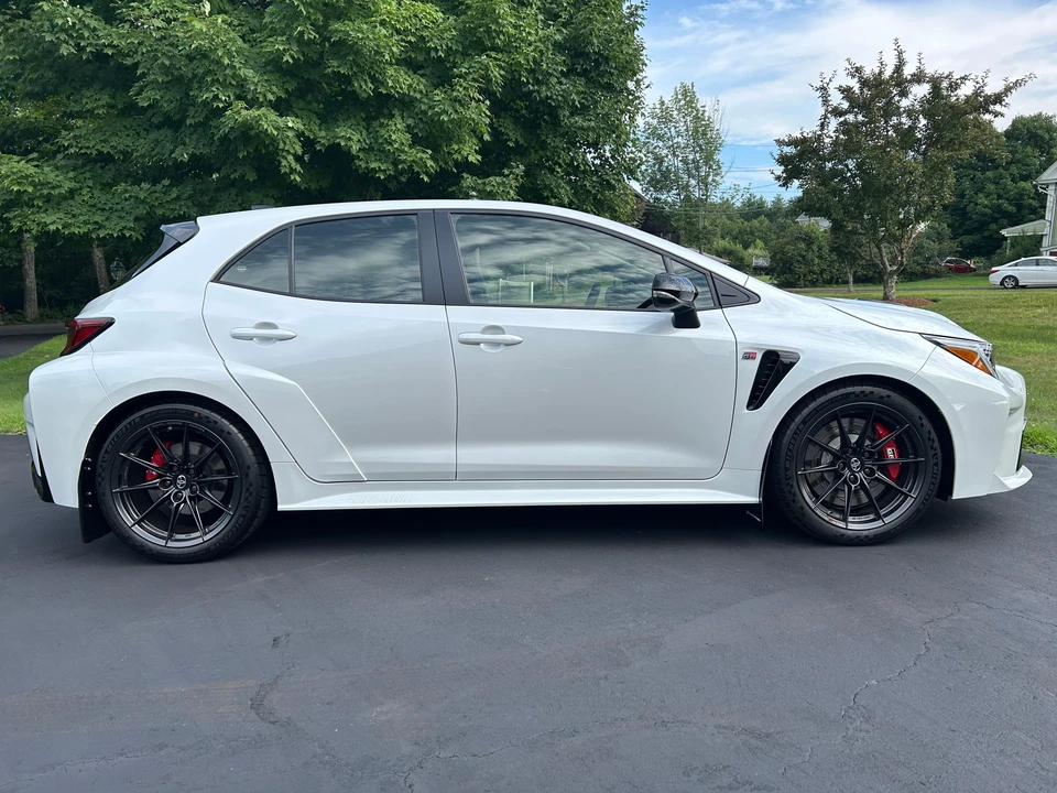 2023 Toyota GR Corolla 12th Gen - Image 28 of 31