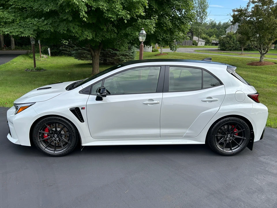 2023 Toyota GR Corolla 12th Gen - Image 14 of 31