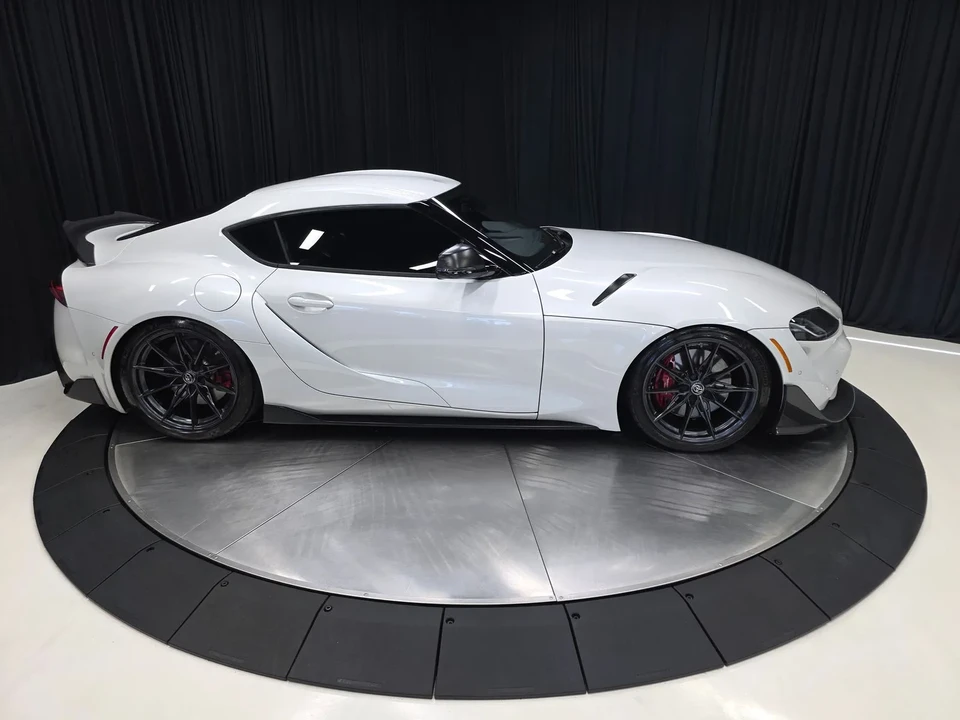 2023 Toyota GR Supra 5th Gen - Image 15 of 31