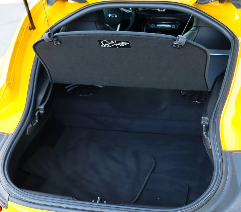2023 Toyota GR Supra 5th Gen - Image 25 of 31