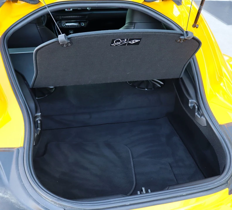 2023 Toyota GR Supra 5th Gen - Image 26 of 31