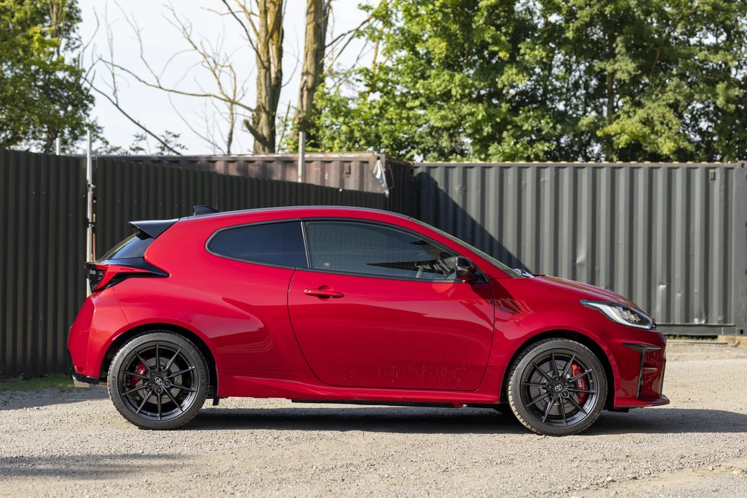 2023 Toyota Yaris - Image 4 of 31