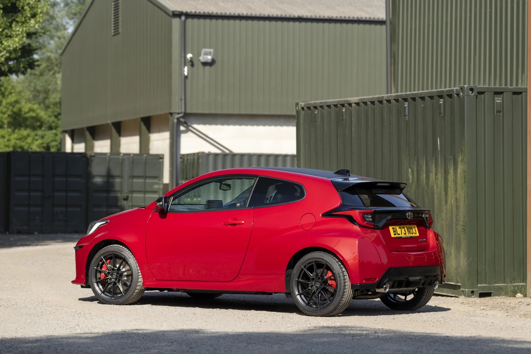 2023 Toyota Yaris - Image 7 of 31