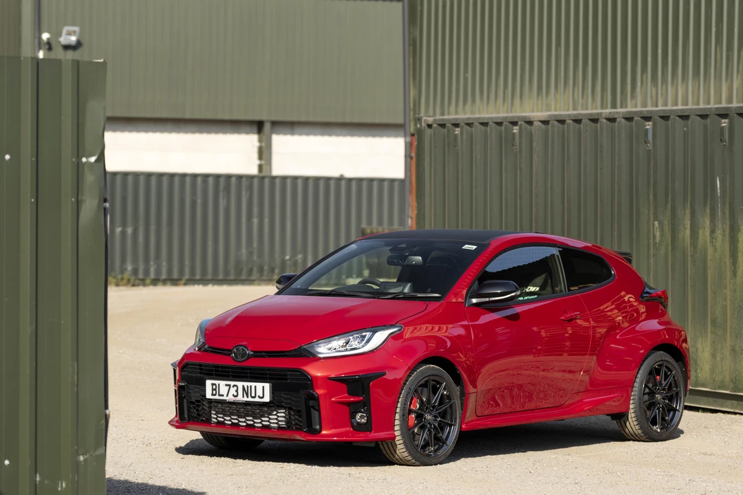 2023 Toyota Yaris - Image 10 of 31