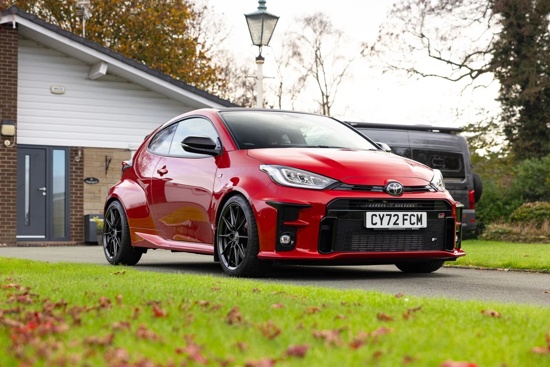 2023 Toyota Yaris - Image 3 of 31