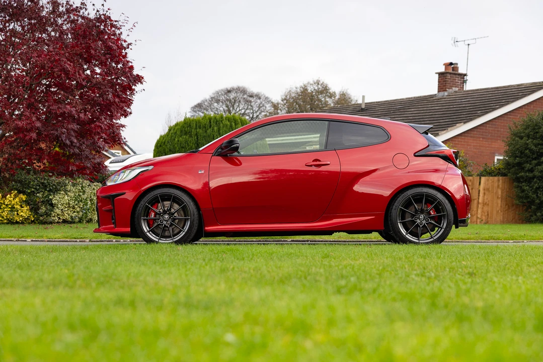 2023 Toyota Yaris - Image 8 of 31