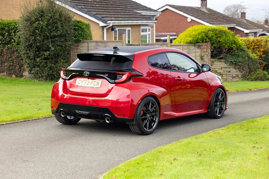 2023 Toyota Yaris - Image 13 of 31