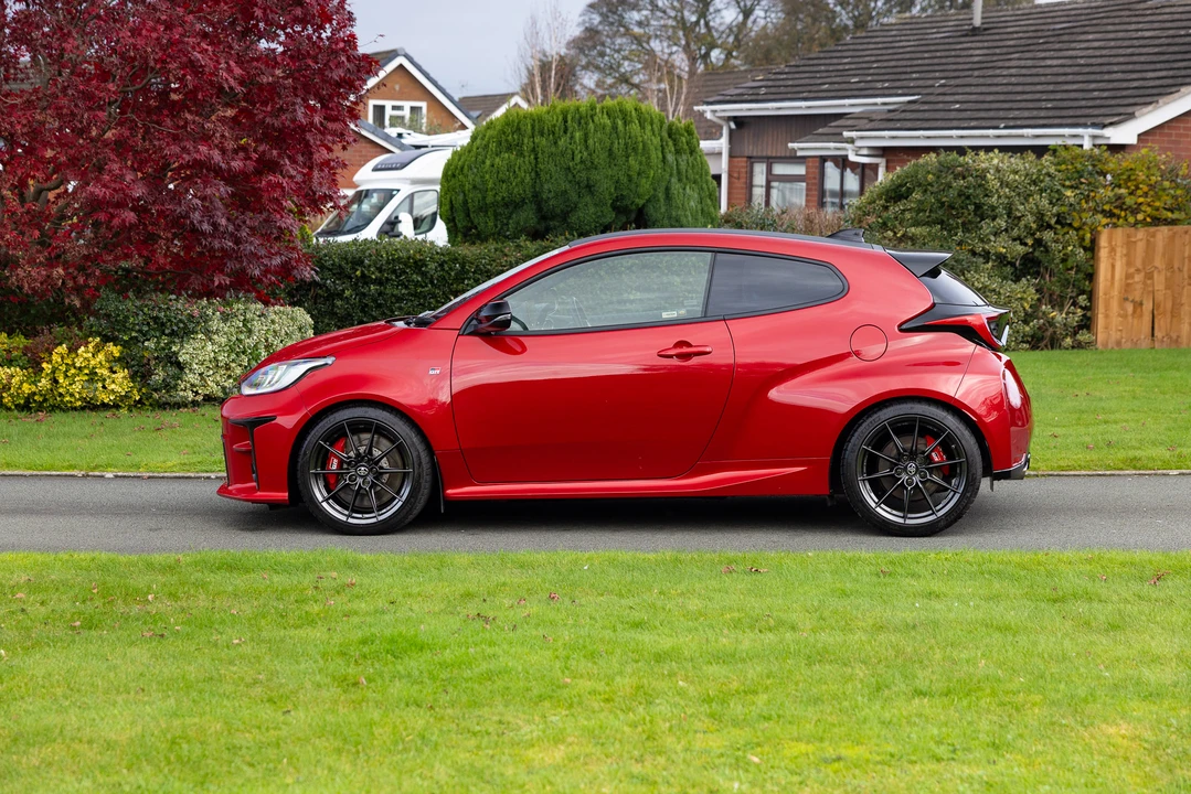 2023 Toyota Yaris - Image 15 of 31