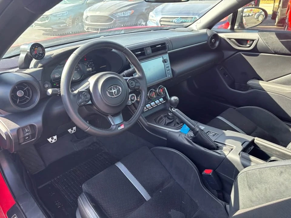 2023 Toyota GR86 2nd Gen - Image 10 of 18