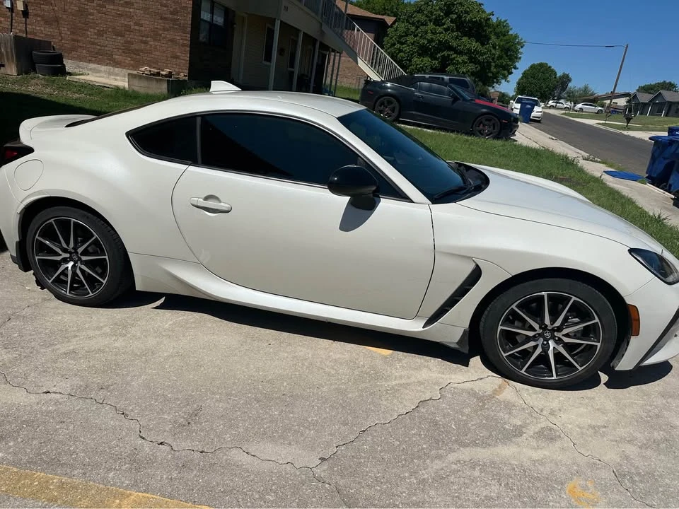 2023 Toyota GR86 2nd Gen - Image 6 of 8