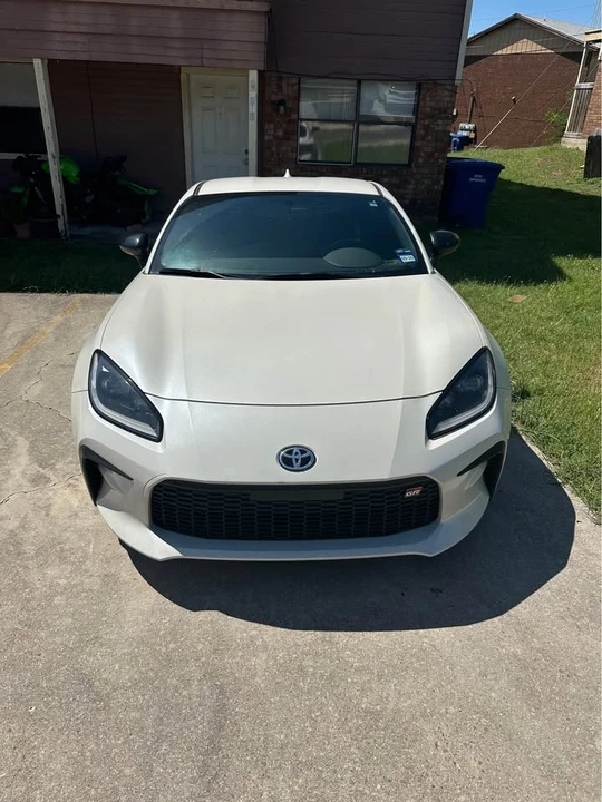 2023 Toyota GR86 2nd Gen - Image 7 of 8