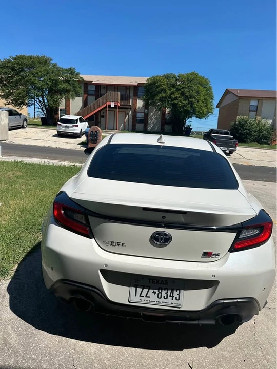 2023 Toyota GR86 2nd Gen - Image 4 of 8