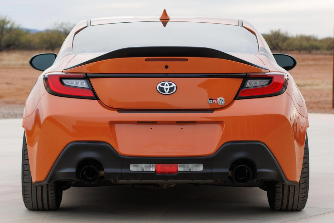 2023 Toyota GR86 2nd Gen - Image 5 of 31