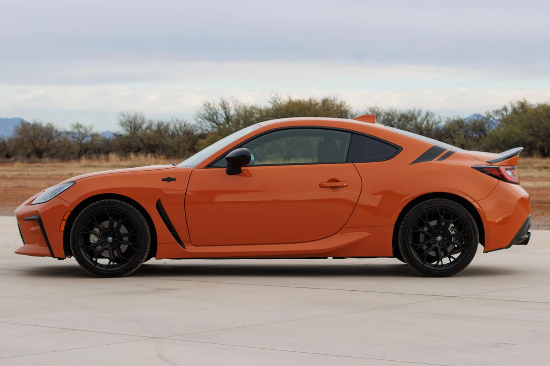 2023 Toyota GR86 2nd Gen - Image 9 of 31