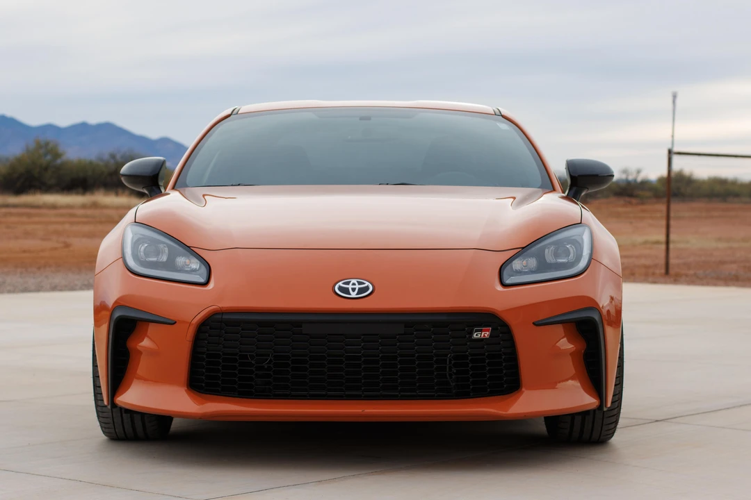 2023 Toyota GR86 2nd Gen - Image 6 of 31