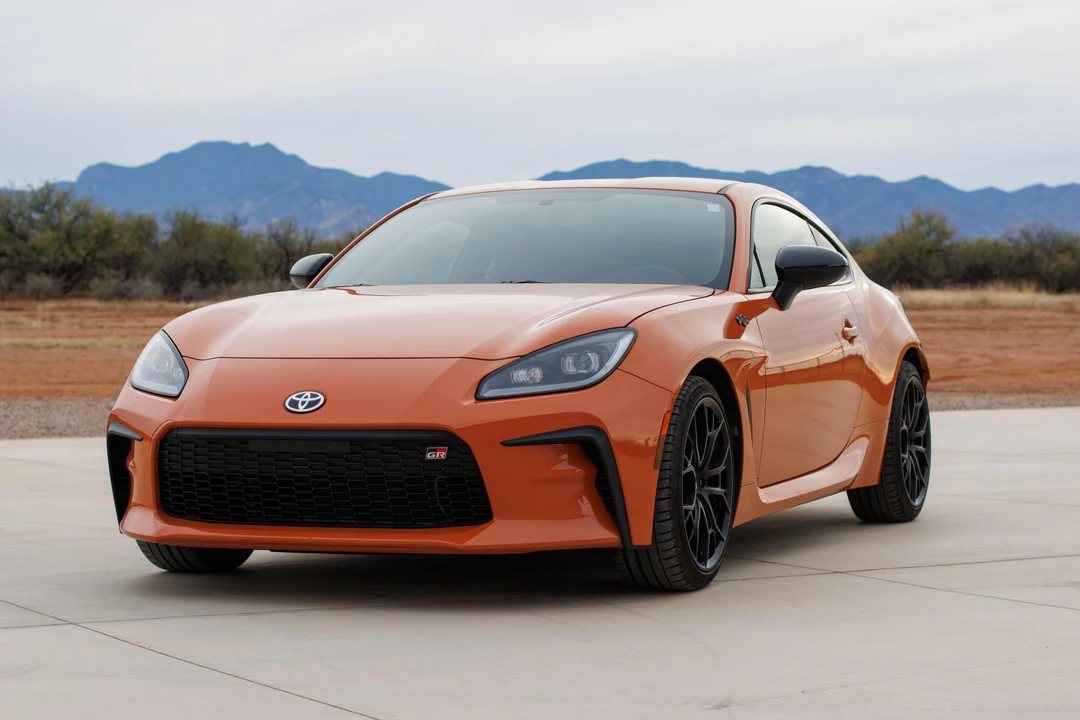 2023 Toyota GR86 2nd Gen - Image 7 of 31