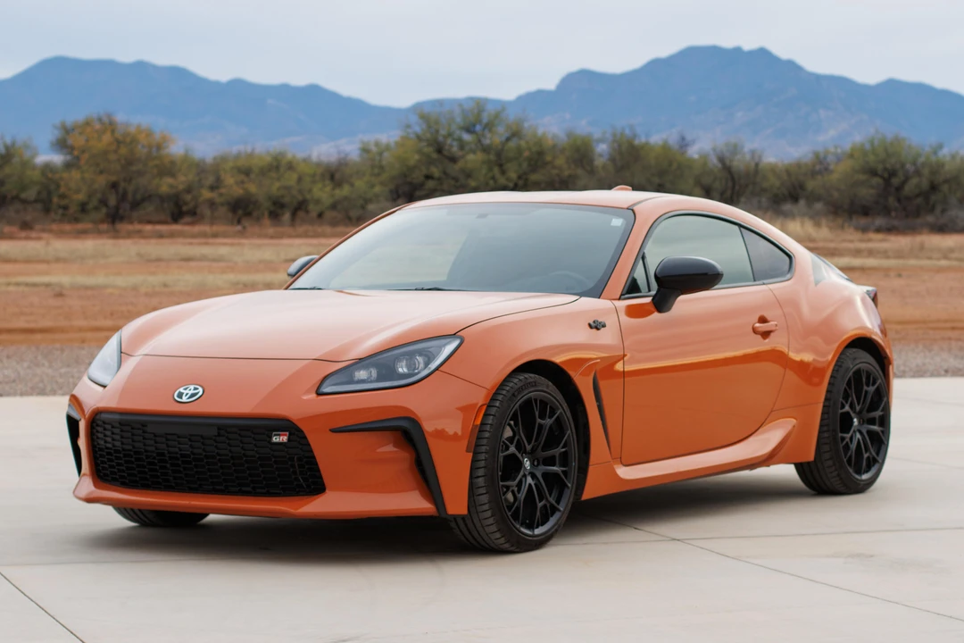 2023 Toyota GR86 2nd Gen - Image 8 of 31