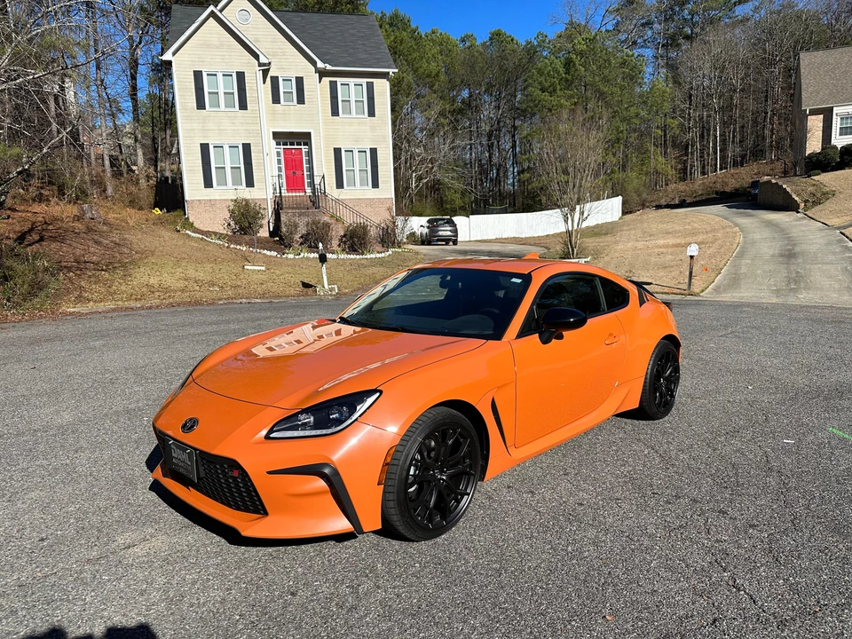 2023 Toyota GR86 2nd Gen - Image 11 of 31