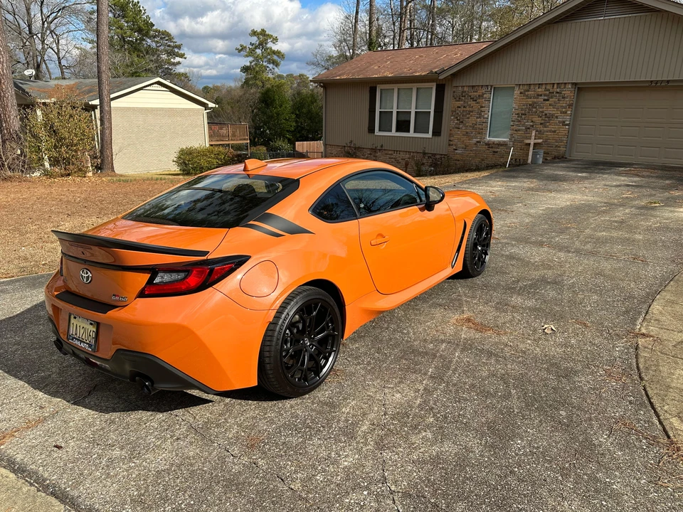 2023 Toyota GR86 2nd Gen - Image 26 of 31