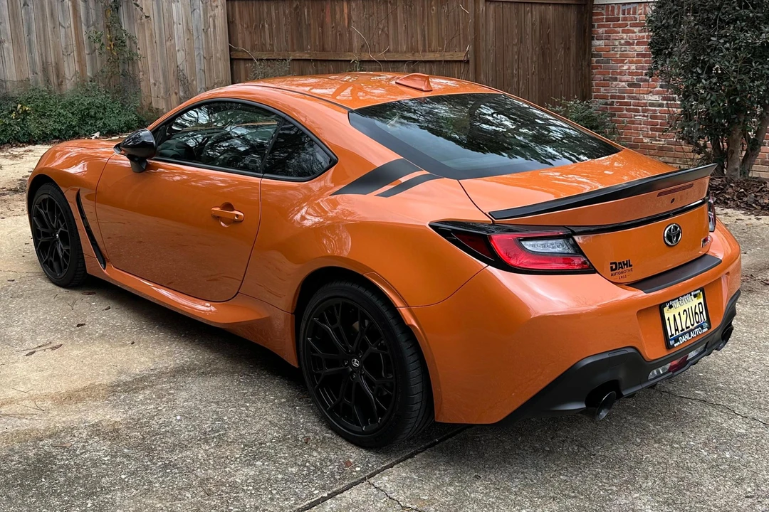 2023 Toyota GR86 2nd Gen - Image 4 of 31