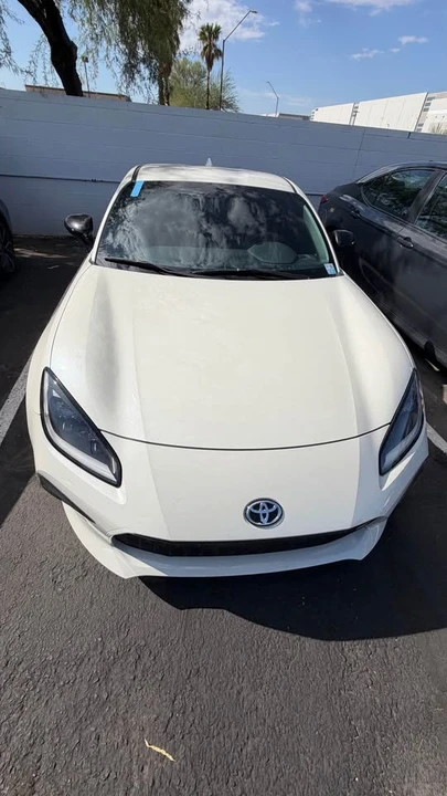 2023 Toyota GR86 2nd Gen - Image 2 of 5