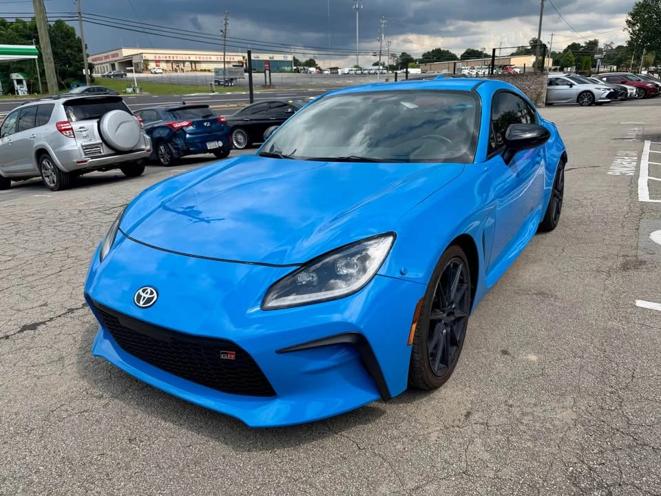 2023 Toyota GR86 2nd Gen - Image 2 of 14
