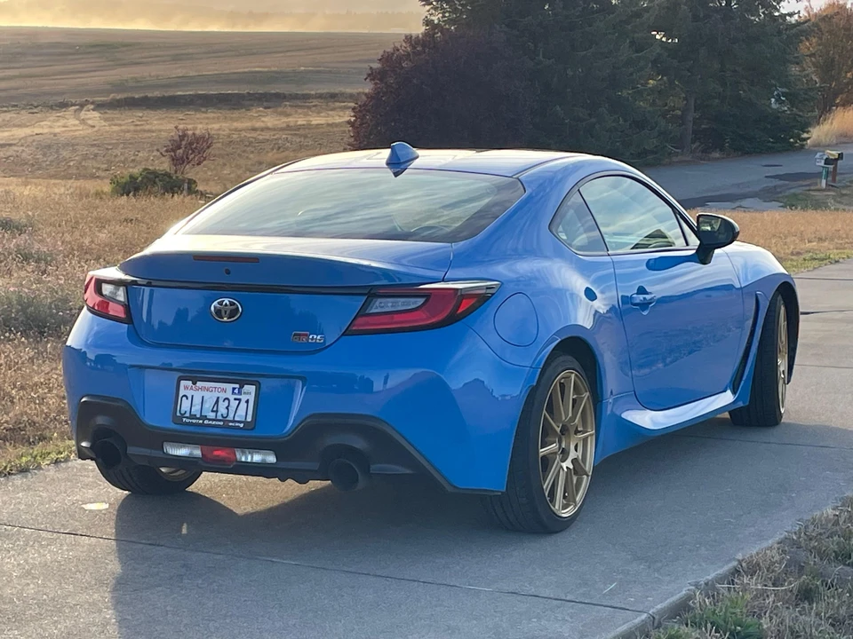 2023 Toyota GR86 2nd Gen - Image 15 of 31