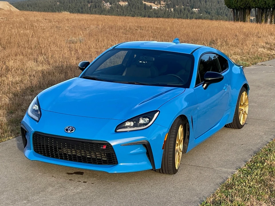 2023 Toyota GR86 2nd Gen - Image 9 of 31