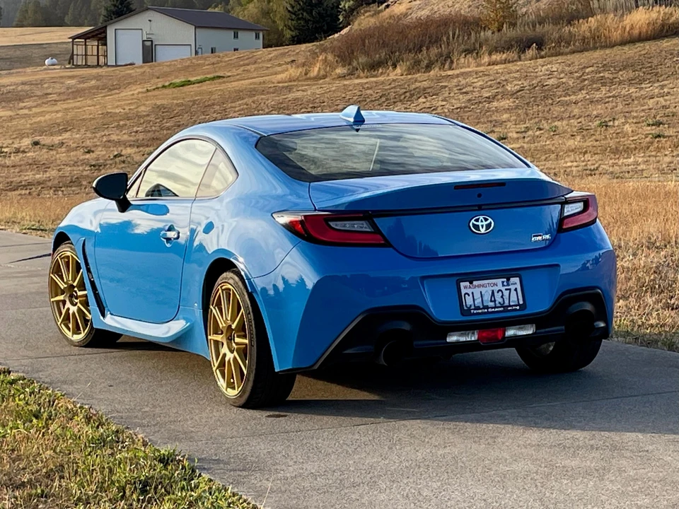2023 Toyota GR86 2nd Gen - Image 14 of 31