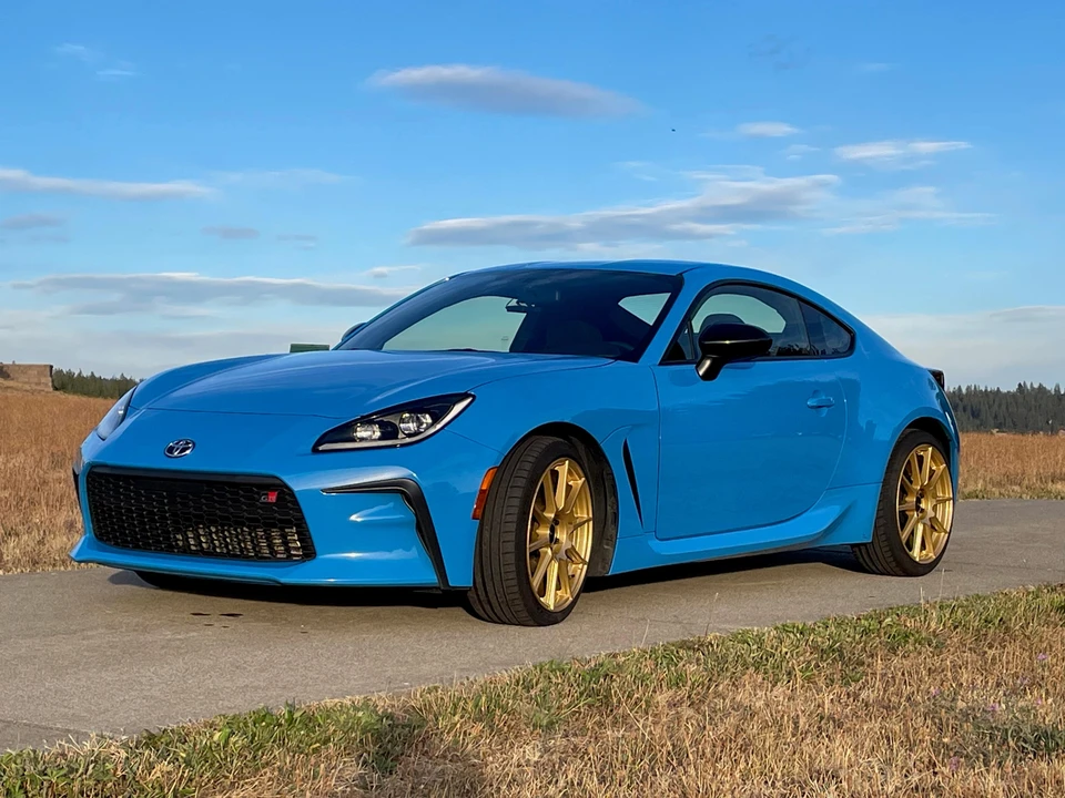 2023 Toyota GR86 2nd Gen - Image 10 of 31