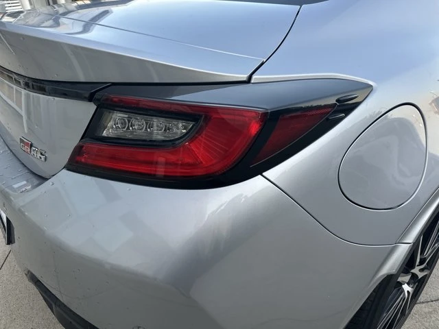 2023 Toyota GR86 2nd Gen - Image 10 of 31