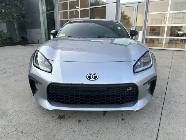 2023 Toyota GR86 2nd Gen - Image 4 of 31