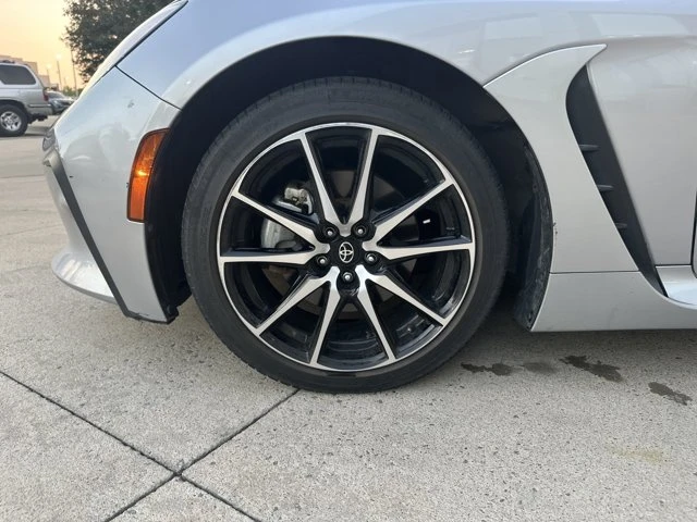 2023 Toyota GR86 2nd Gen - Image 30 of 31