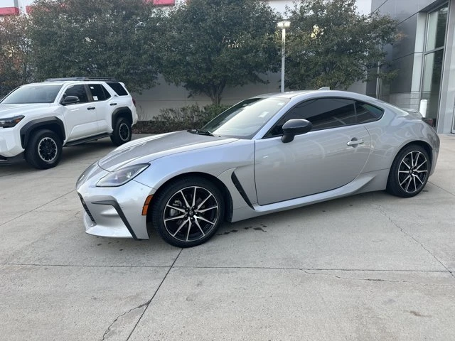2023 Toyota GR86 2nd Gen - Image 2 of 31