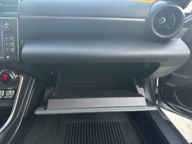 2023 Toyota GR86 2nd Gen - Image 25 of 31